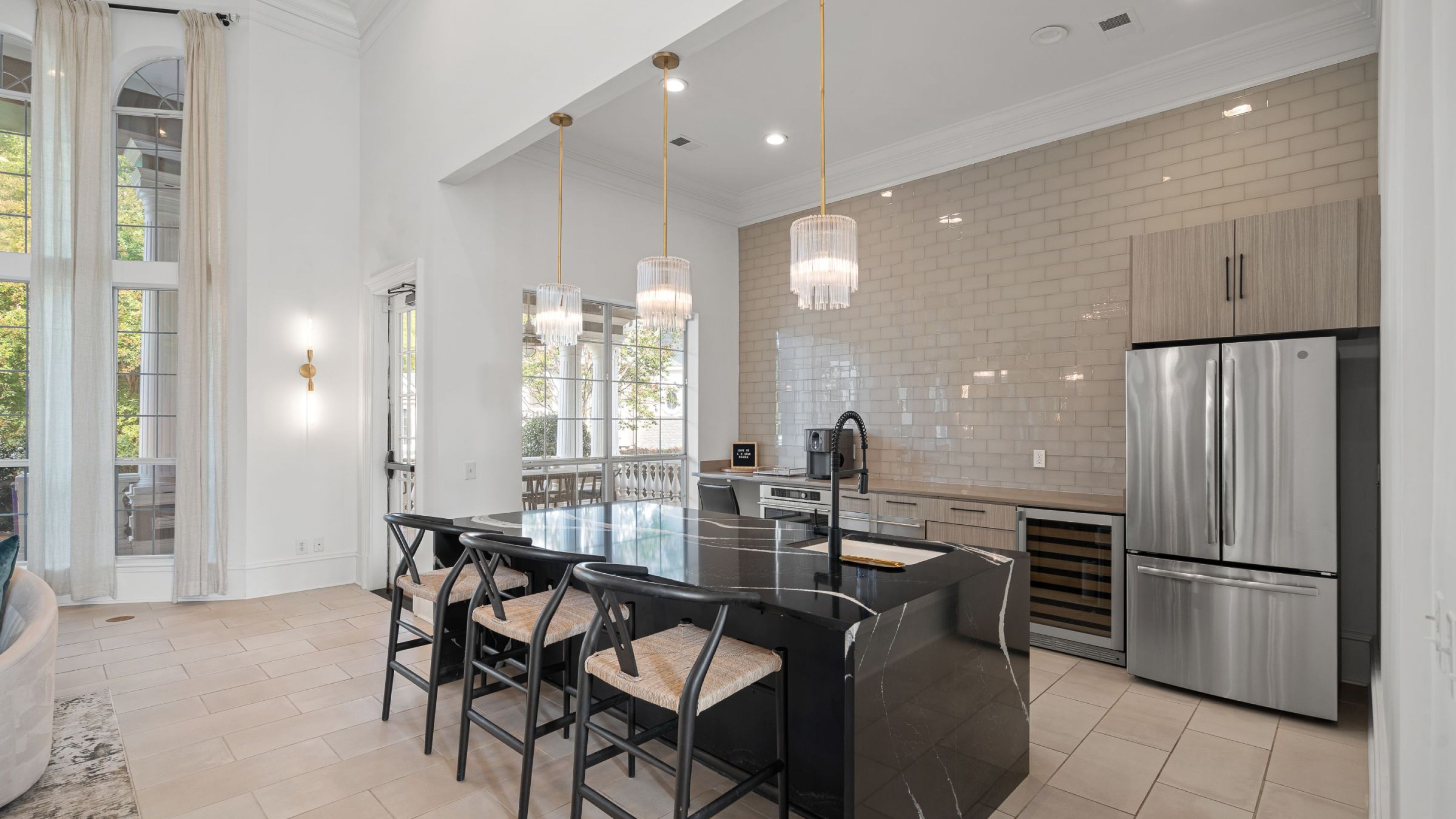 Hawthorne at the Carlyle resident pool with lounge chairs under a beautiful semi-shaded awning.